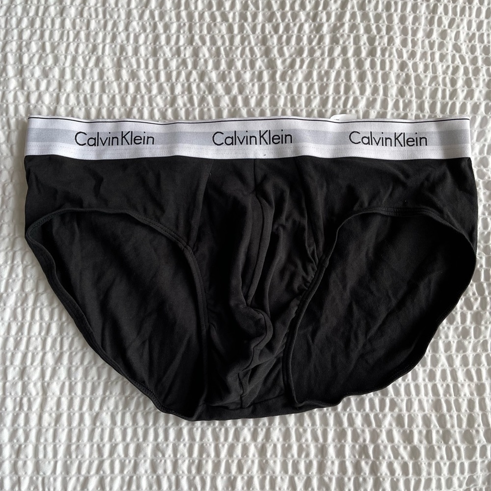 Men’s large size CALVIN KLEIN fashion brief (black)